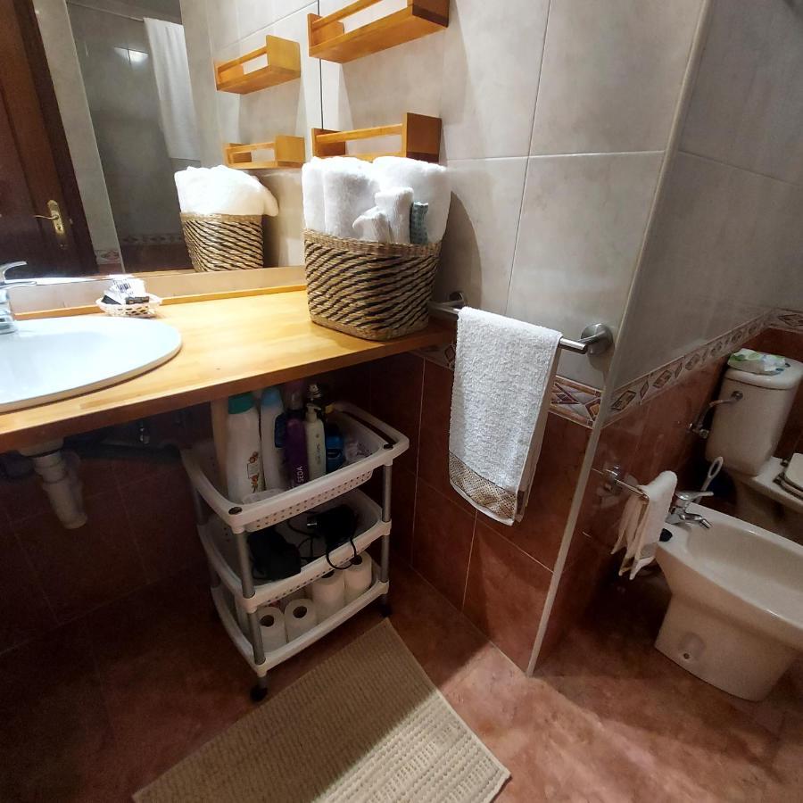 Soleado Piso Con Garaje Y Piscina A 8' Centro Leilighet Castro Urdiales Eksteriør bilde