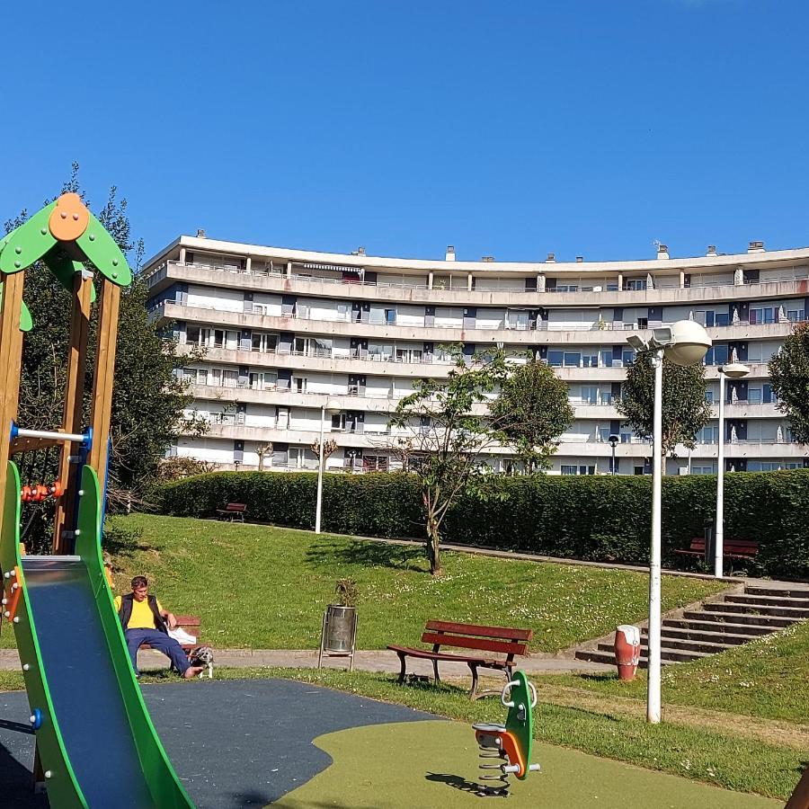 Soleado Piso Con Garaje Y Piscina A 8' Centro Leilighet Castro Urdiales Eksteriør bilde